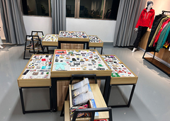 وصله‌های انتقال حرارت پارچه بافته شده با لوگوهای سیلیکونی چاپ شده