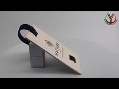 مشاهده برچسب‌های برند نشان‌واره برجسته سفارشی کاغذ بازیافتی برای نسخه نمایشی لباس