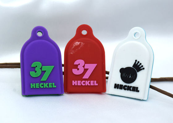 برجسته Keychain لاستیکی مات پی وی سی SGS 3D Keychain PVC سفید بنفش بنفش